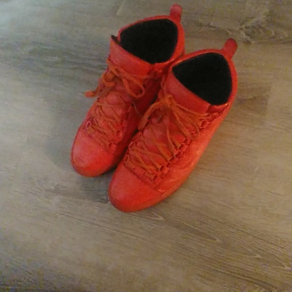 Balenciagas - Picture 1 of 1